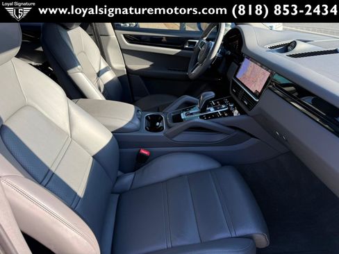 Used 2021 Porsche Cayenne E-Hybrid AWD/4WD image 36