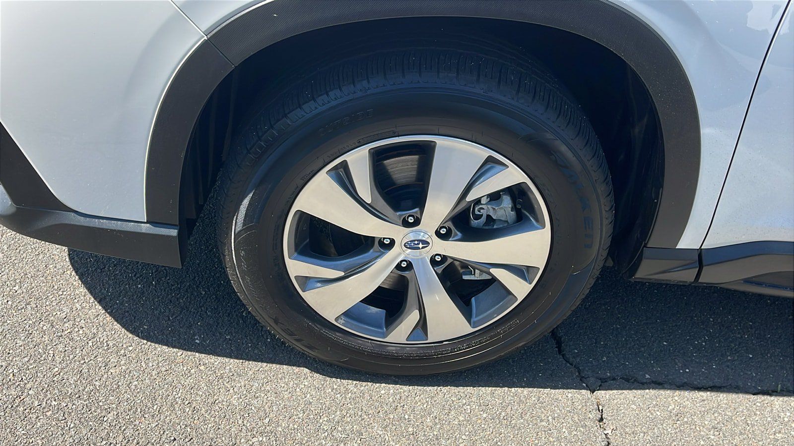 Certified 2025 Subaru Ascent Premium AWD/4WD image 9