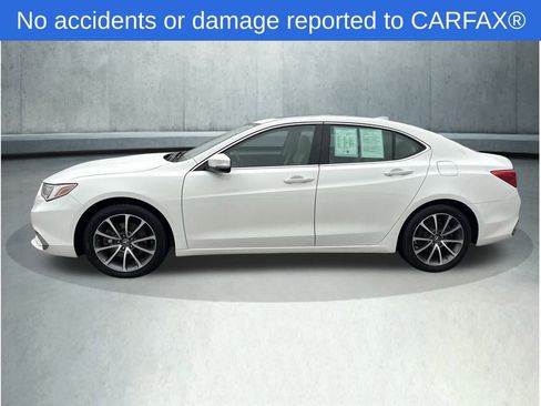 Used 2018 Acura TLX V6 image 2