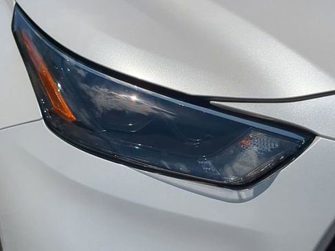 Certified 2024 Toyota Highlander LE image 10