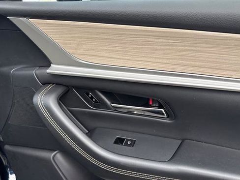 Certified 2025 MAZDA CX-90 Plug-In Hybrid w/Premium Sport image 20