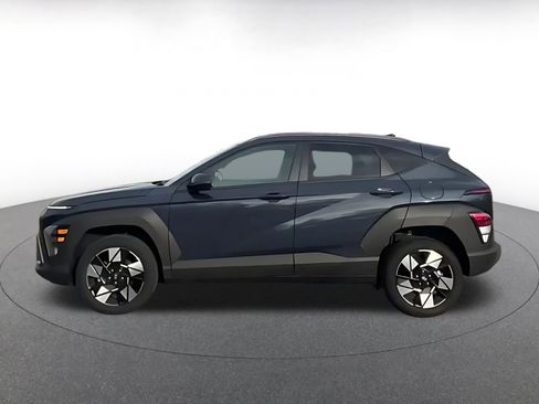 Used 2025 Hyundai Kona SEL image 8