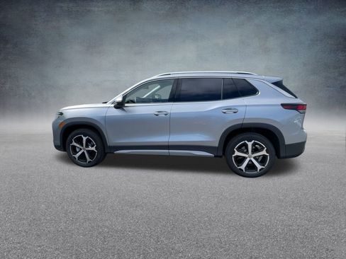 New 2025 Volkswagen Tiguan SE image 14