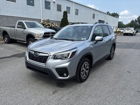 Used 2021 Subaru Forester Premium AWD/4WD image 22