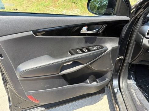 Used 2020 Kia Sorento SX AWD/4WD image 17