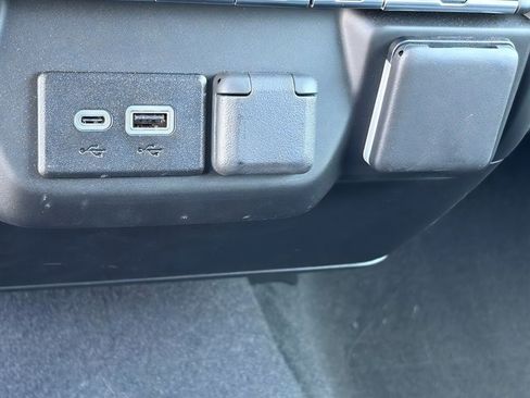 Used 2026 Chevrolet Silverado 1500 Custom RWD image 27