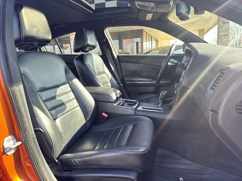 Used 2011 Dodge Charger R/T image 28