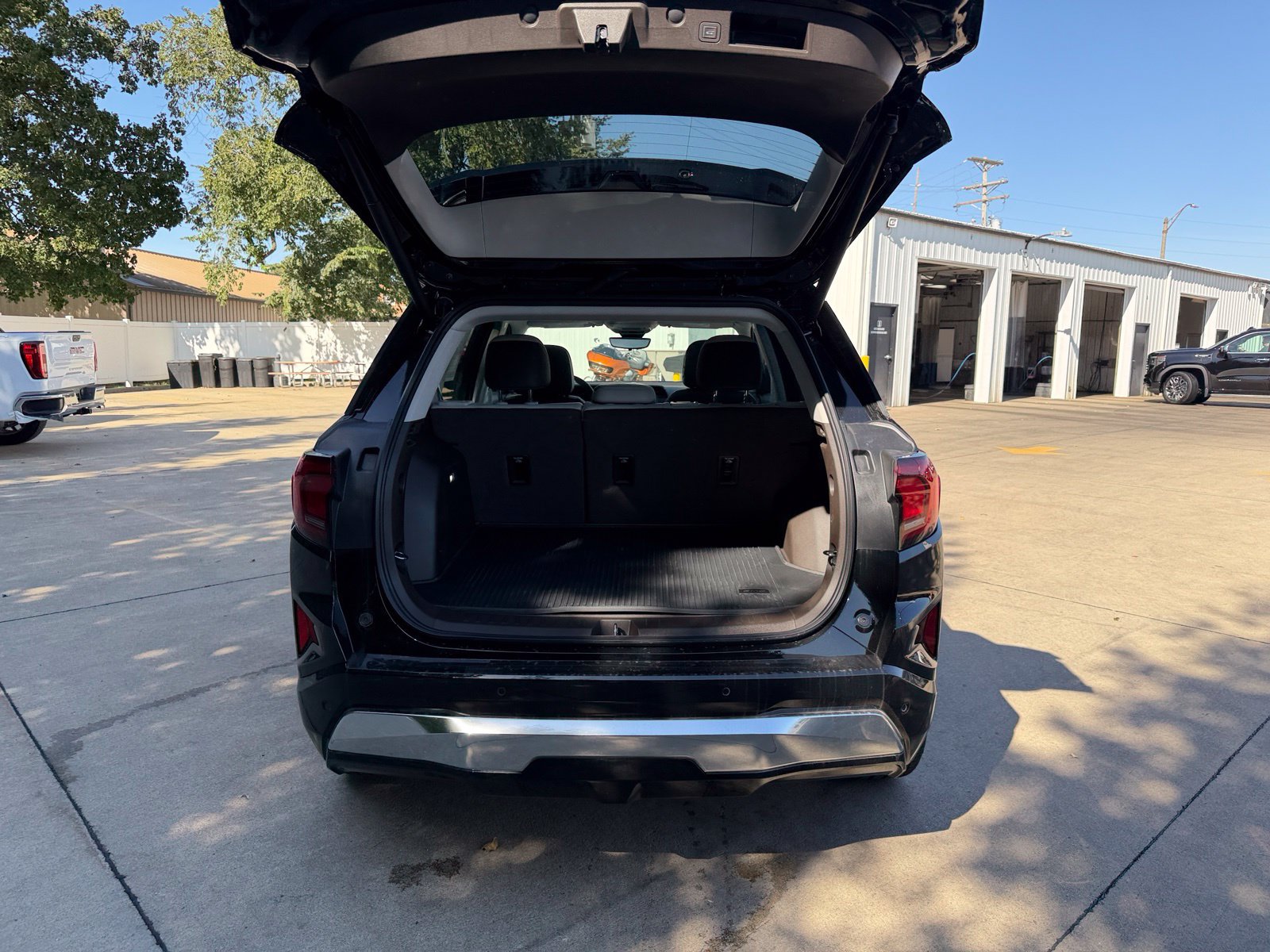 New 2027 GMC Terrain Denali w/ LPO, Floor Liner Package AWD/4WD image 33