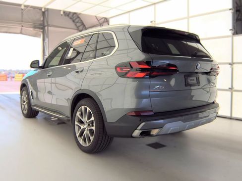 Used 2025 BMW X5 xDrive40i AWD/4WD image 2