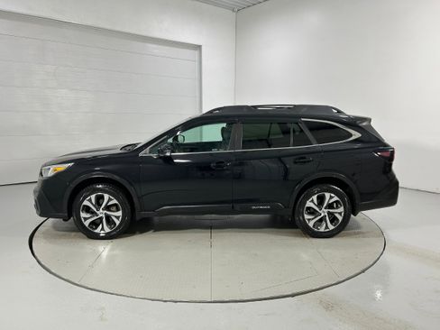 Used 2020 Subaru Outback Limited AWD/4WD image 21