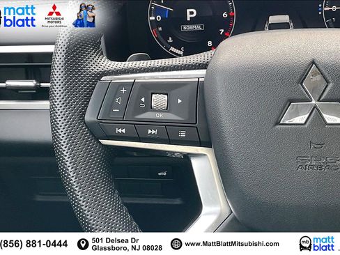 Used 2023 Mitsubishi Outlander SE image 20