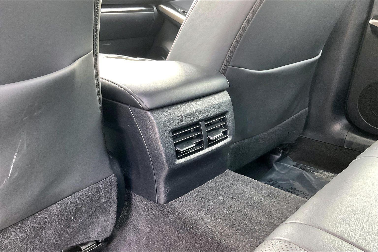 Used 2019 Lexus IS 300 RWD image 36