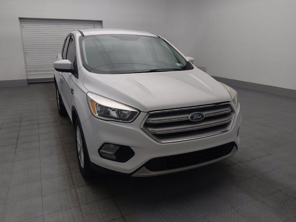 Used 2019 Ford Escape SE FWD image 13