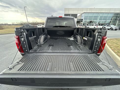 Used 2024 Ford F150 XLT image 29