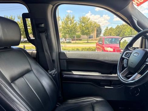 Used 2021 Ford Expedition XLT RWD image 15
