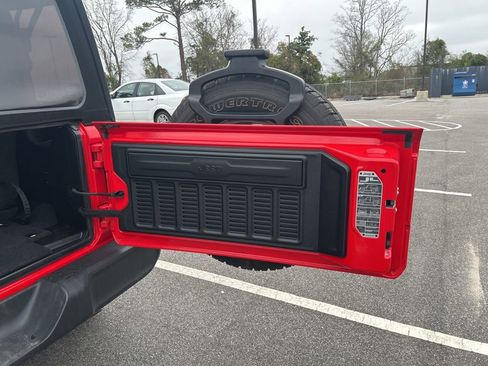 Used 2024 Jeep Wrangler Sport AWD/4WD image 21