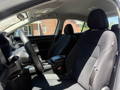 Used 2024 Nissan Sentra S FWD image 25
