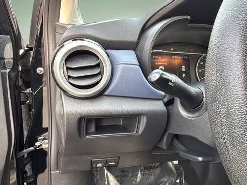 Used 2023 Nissan Versa SV image 21