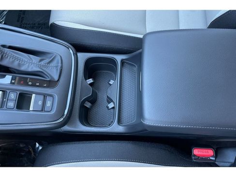 Certified 2025 Honda CR-V EX image 31