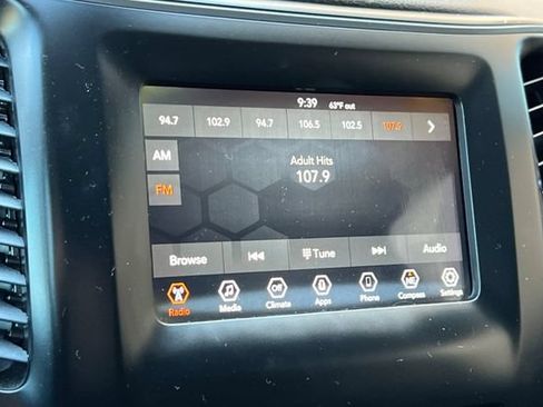 Used 2019 Jeep Cherokee Latitude w/ Popular Appearance Group AWD/4WD image 21