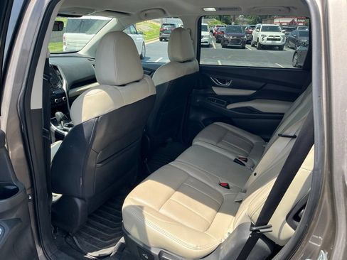 Used 2022 Subaru Ascent Limited w/ Popular Package #2A AWD/4WD image 22