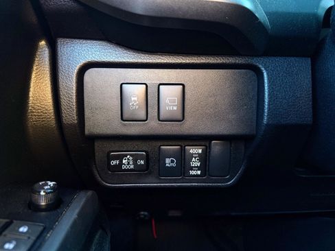 Used 2023 Toyota Tacoma Limited image 16