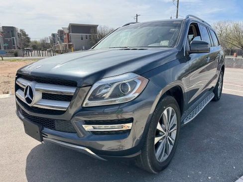 Used 2016 Mercedes-Benz GL 450 4MATIC image 4