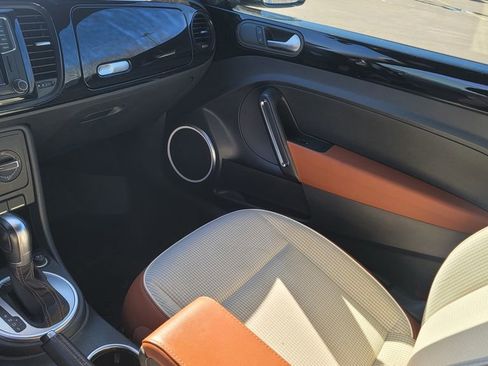 Used 2016 Volkswagen Beetle 1.8T Classic image 23