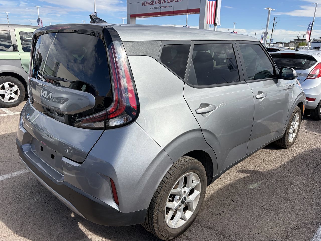 Certified 2025 Kia Soul LX w/ LX Technology Package FWD image 10
