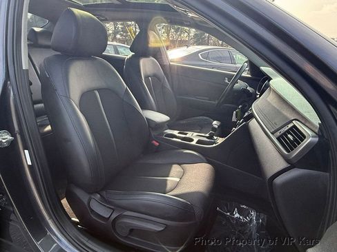 Used 2018 Kia Optima S w/ Panoramic Sunroof Package image 17