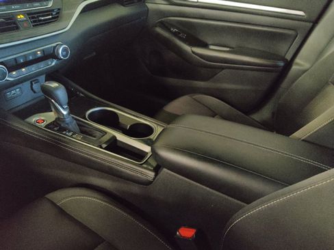 Used 2023 Nissan Altima 2.5 SV image 26