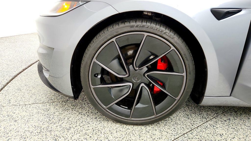 Used 2025 Tesla Model 3 Performance AWD/4WD image 9