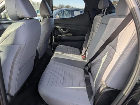 Used 2024 Hyundai Santa Cruz SEL image 12