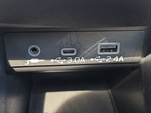 Used 2024 Subaru Outback Limited AWD/4WD image 23