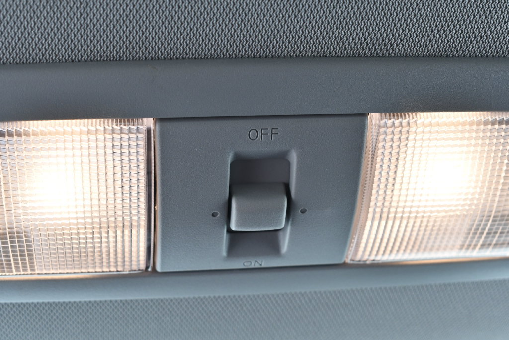 Used 2024 Nissan Frontier SV AWD/4WD image 36