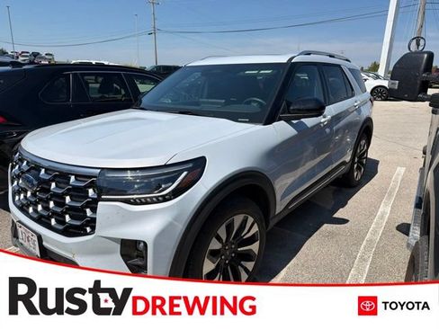 Used 2026 Ford Explorer Platinum AWD/4WD image 1