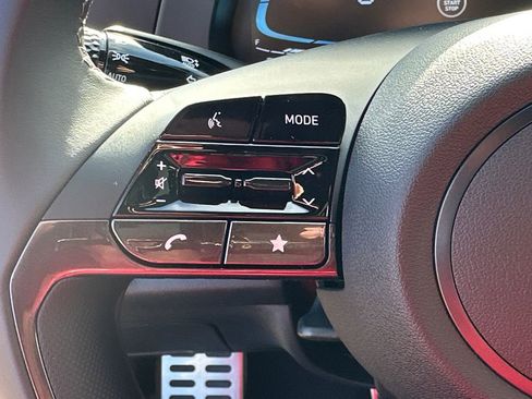 New 2025 Hyundai Elantra Sport image 24