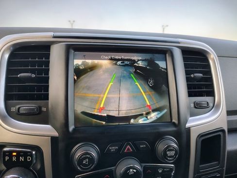 Used 2017 RAM 1500 Big Horn AWD/4WD image 3
