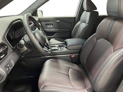 New 2025 Honda Pilot Black Edition image 10