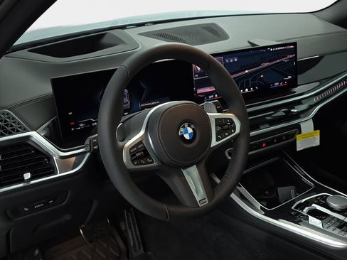 New 2026 BMW X5 xDrive40i w/ M Sport Package AWD/4WD image 16