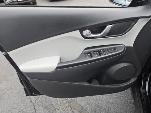 Used 2023 Hyundai Kona SEL w/ Convenience Package image 22