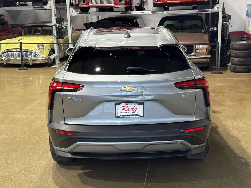 Used 2024 Chevrolet Blazer EV LT AWD/4WD image 6