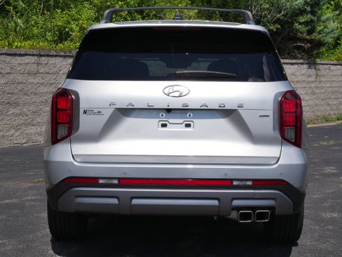 Used 2024 Hyundai Palisade SEL w/ Premium Package AWD/4WD image 5