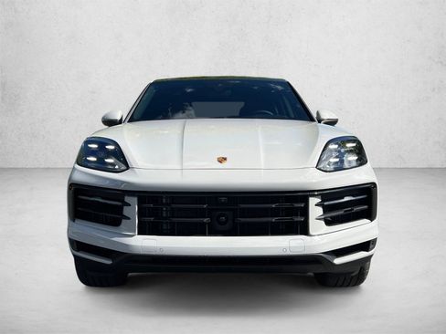 Used 2024 Porsche Cayenne Coupe AWD/4WD image 2