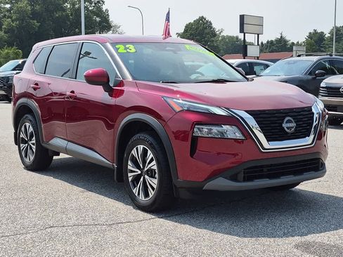 Used 2023 Nissan Rogue SV AWD/4WD image 2