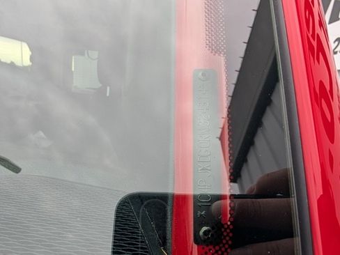 Used 2024 Jeep Wrangler Willys image 32