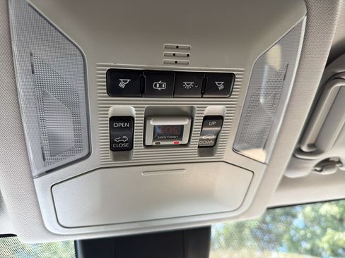 Used 2019 Toyota RAV4 XLE w/ Convenience Package FWD image 23