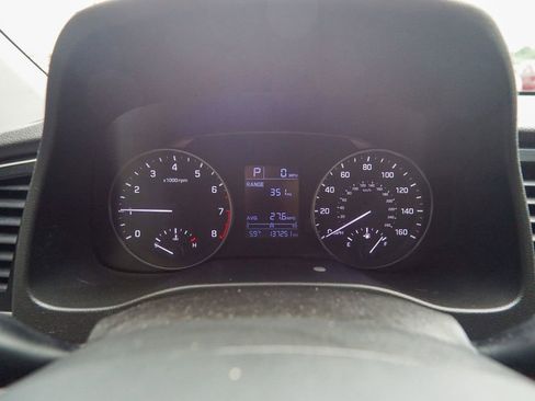 Used 2017 Hyundai Elantra SE FWD image 19