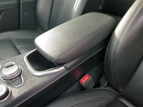 Used 2020 Alfa Romeo Stelvio Sport w/ Cold Weather Package image 19