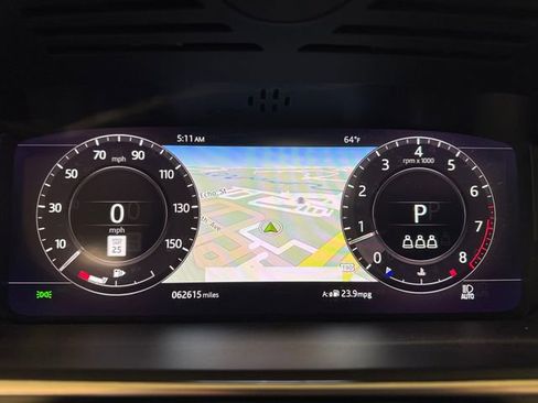 Used 2020 Land Rover Range Rover Sport HSE image 12